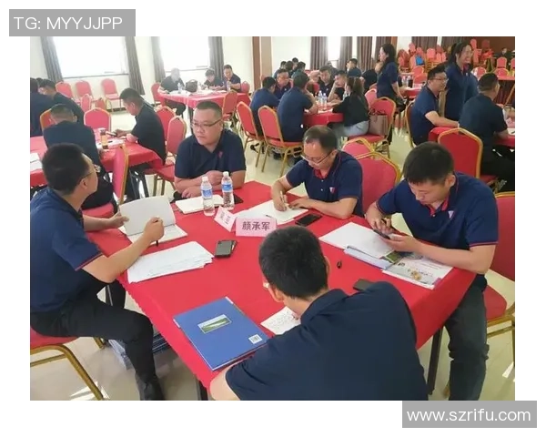 南京与重庆排球队赛后复盘团队协作分析与经验总结