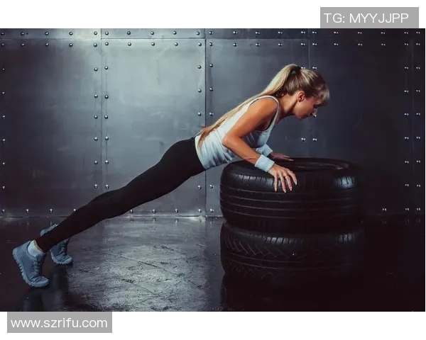 足球明星手翻图揭示运动员的力量与优雅之美 足球明星手翻图揭示运动员的力量与优雅之美