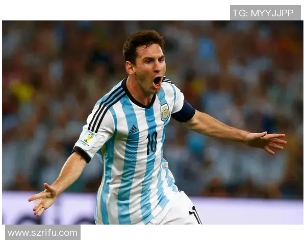 进球最多的中锋足球明星盘点与历史成就分析