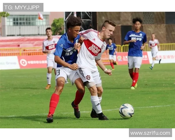 南京足球队荣登全国足球配合排行榜第十名展现实力与团队精神 南京足球队荣登全国足球配合排行榜第十名展现实力与团队精神