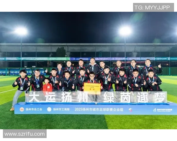 重庆足球队在足球战术排行榜中荣登第九名展现出强劲实力与潜力 重庆足球队在足球战术排行榜中荣登第九名展现出强劲实力与潜力