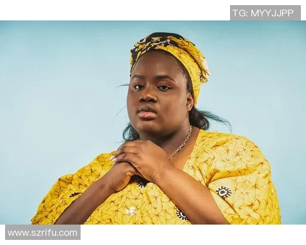 黑白混血足球明星的传奇之路与多元文化的交融探索 黑白混血足球明星的传奇之路与多元文化的交融探索